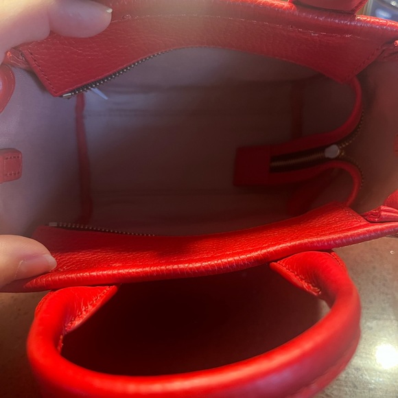 Marc Jacobs mini tote bag in the color of the season - Picture 2 of 8